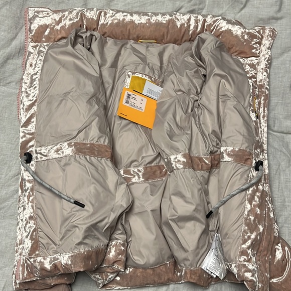 Löle downfill jacket - Picture 7 of 8